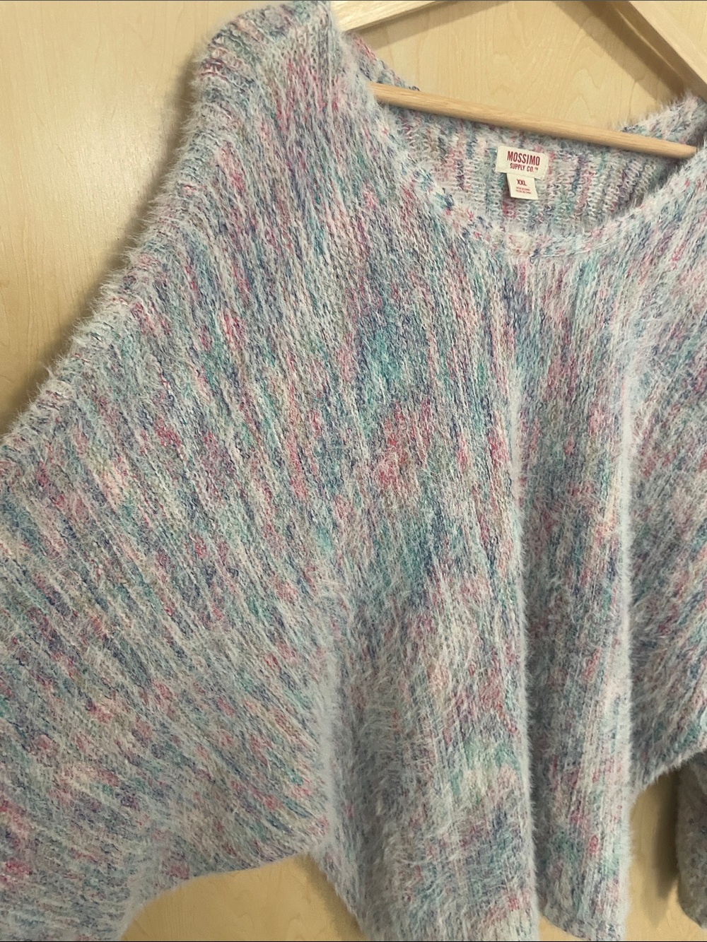 โจ Mossimo XXL Pastel Fuzzy Dolman Sleeve Sweater - Picture 7 of 8